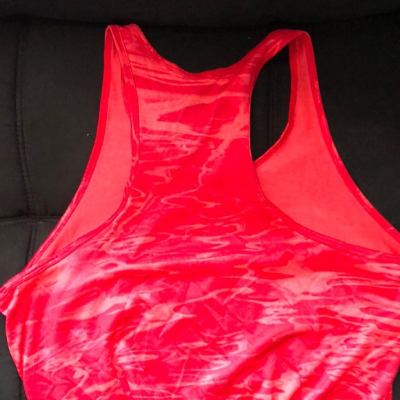 Tank - Picture 3 of 3